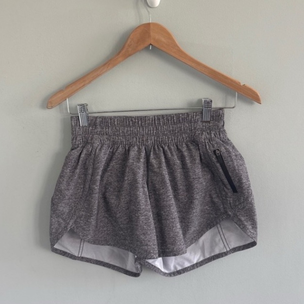 Lululemon Tracker Shorts Size 6
